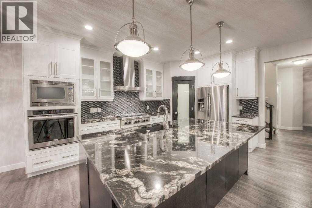 53 Sherwood Square Nw, Calgary, Alberta  T3R 0R9 - Photo 13 - A2284530