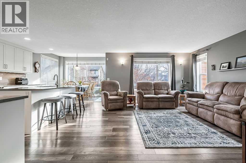 115 Cougarstone Square Sw, Calgary, Alberta  T3H 5J4 - Photo 6 - A2286206