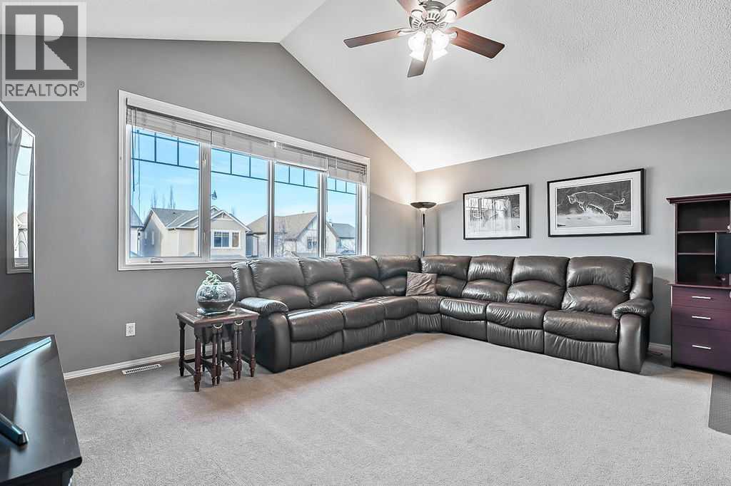 115 Cougarstone Square Sw, Calgary, Alberta  T3H 5J4 - Photo 20 - A2286206