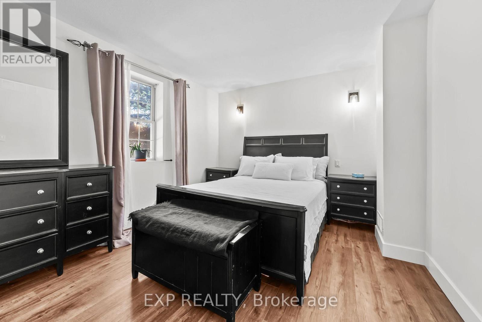 137 Fried Street, Bluewater, Ontario  N0M 1N0 - Photo 12 - X12788806