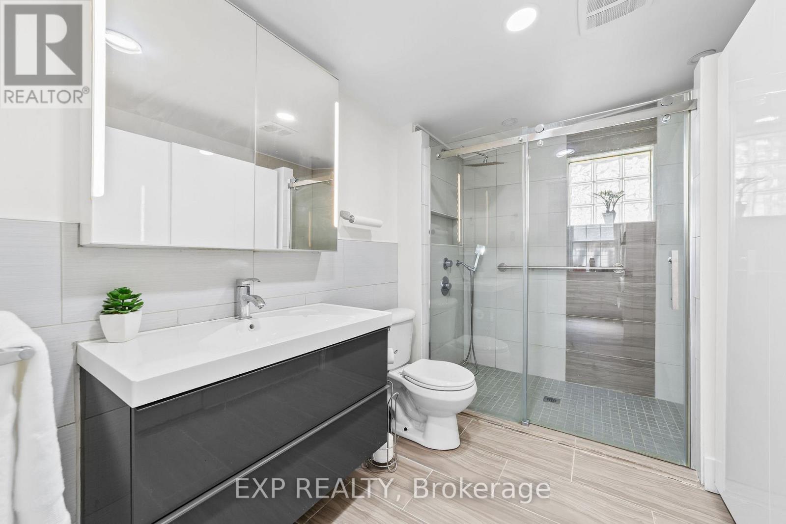 137 Fried Street, Bluewater, Ontario  N0M 1N0 - Photo 8 - X12788806