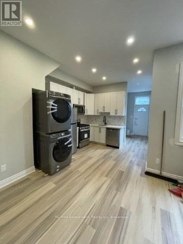 Main - 118 Sackville Street, Toronto, Ontario  M5A 3E7 - Photo 1 - C12788824