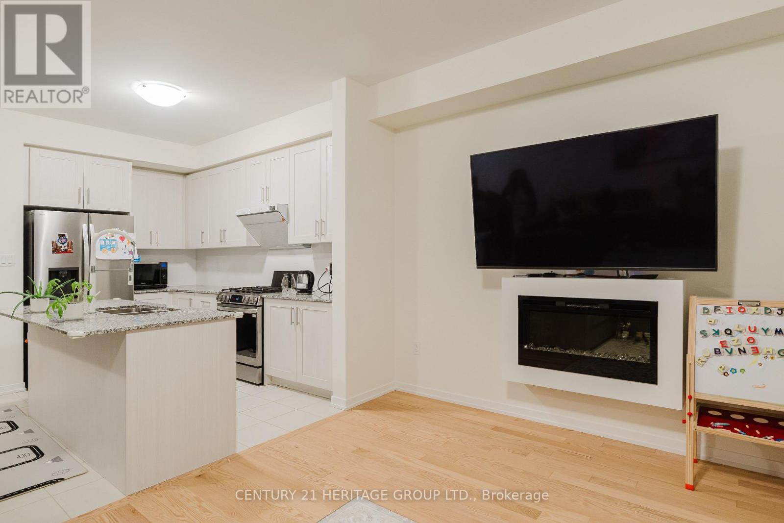 56 Rumi Court, Vaughan, Ontario  L6A 4B3 - Photo 11 - N12779570