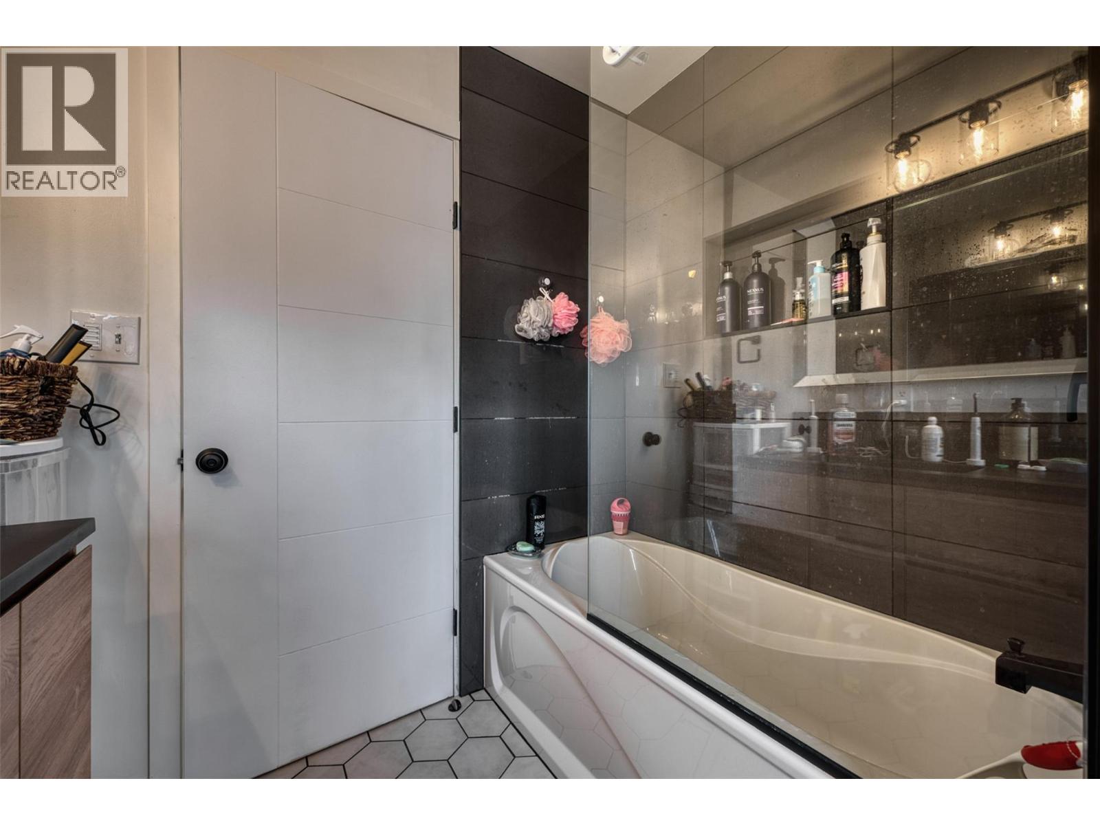 2845 Allenby Way, Vernon, British Columbia  V1T 8R3 - Photo 13 - 10375594