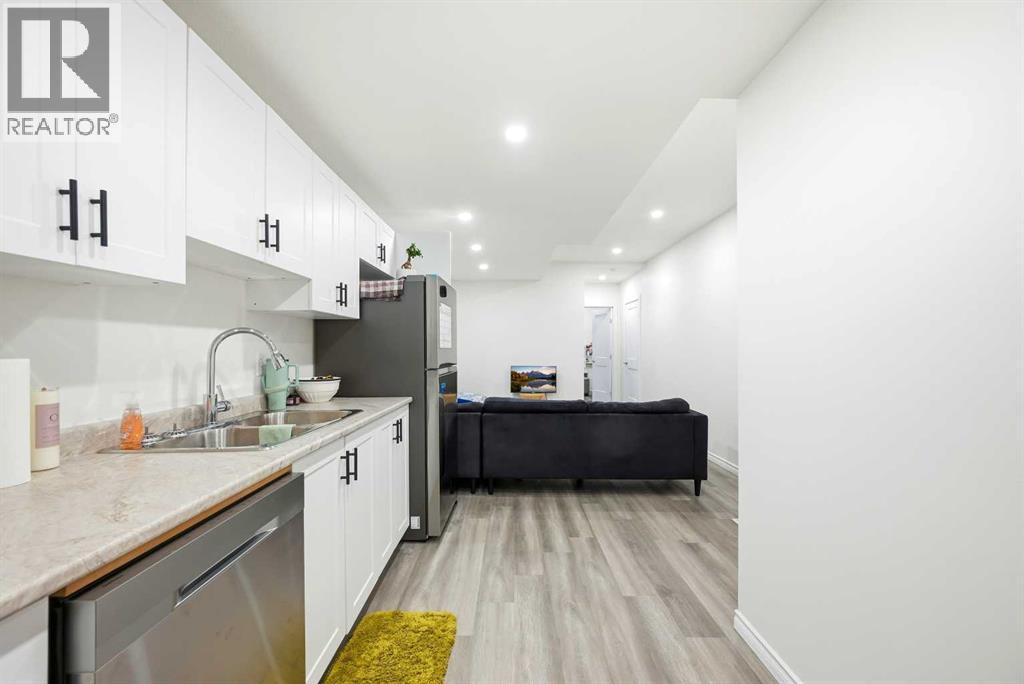 185 Edith Green Nw, Calgary, Alberta  T3R 2H2 - Photo 36 - A2281548