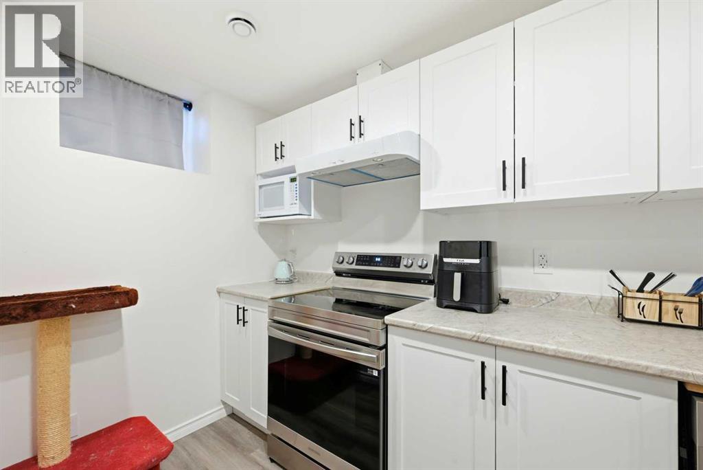 185 Edith Green Nw, Calgary, Alberta  T3R 2H2 - Photo 35 - A2281548