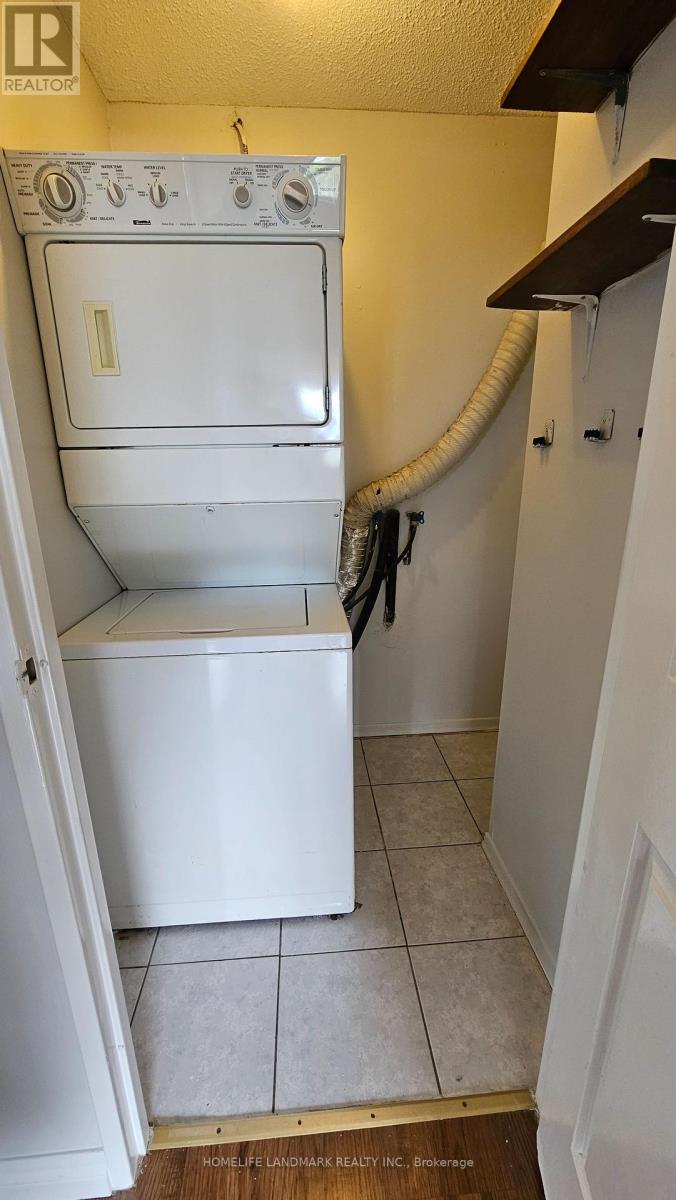 646 - 53 Mccaul Street, Toronto, Ontario  M5T 2W9 - Photo 16 - C12788826