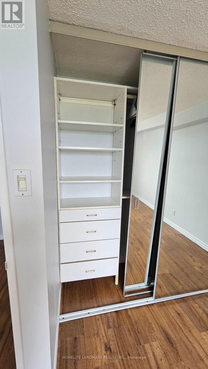 646 - 53 Mccaul Street, Toronto, Ontario  M5T 2W9 - Photo 18 - C12788826