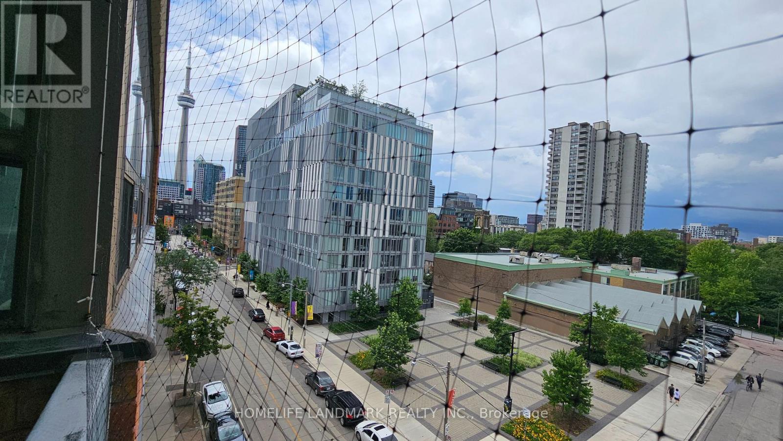 646 - 53 Mccaul Street, Toronto, Ontario  M5T 2W9 - Photo 25 - C12788826