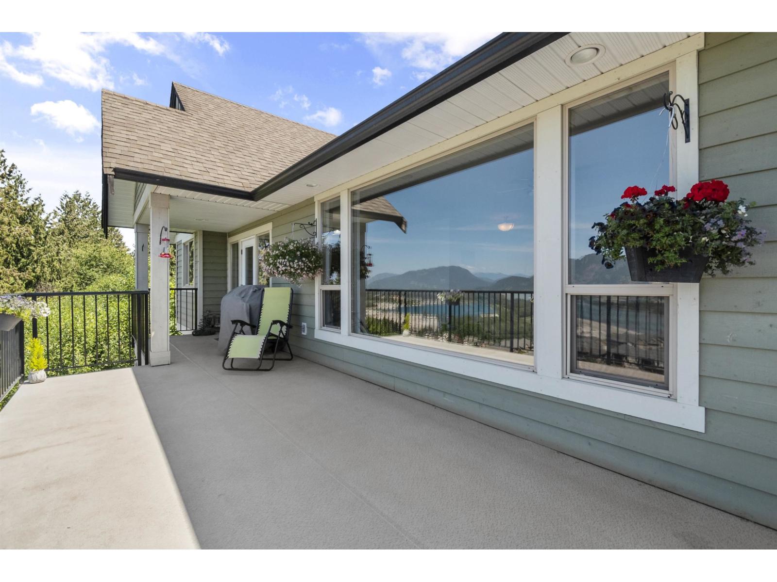 43726 Alameda Drive, Chilliwack Mountain, Chilliwack, British Columbia  V2R 0J9 - Photo 13 - R3088379