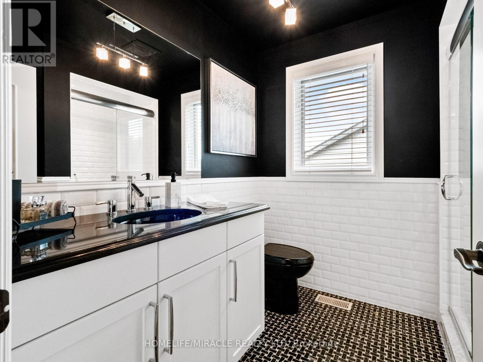 8535 Forestview Boulevard, Niagara Falls, Ontario  L2H 0B2 - Photo 19 - X12788794