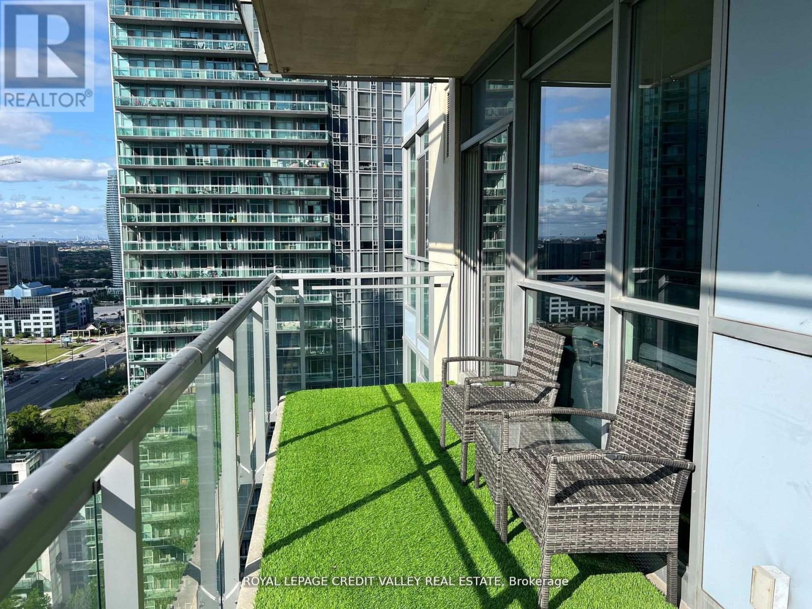 2303 - 225 Webb Drive, Mississauga, Ontario  L5B 4P2 - Photo 15 - W12788808