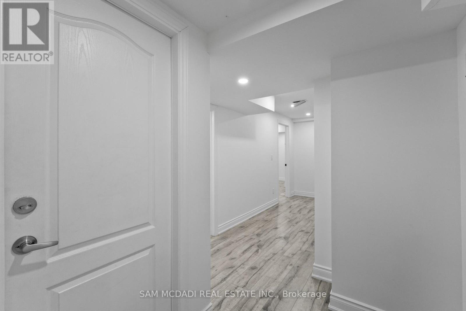 Lower - 424 Tonelli Lane, Milton, Ontario  L9T 0N4 - Photo 13 - W12788812