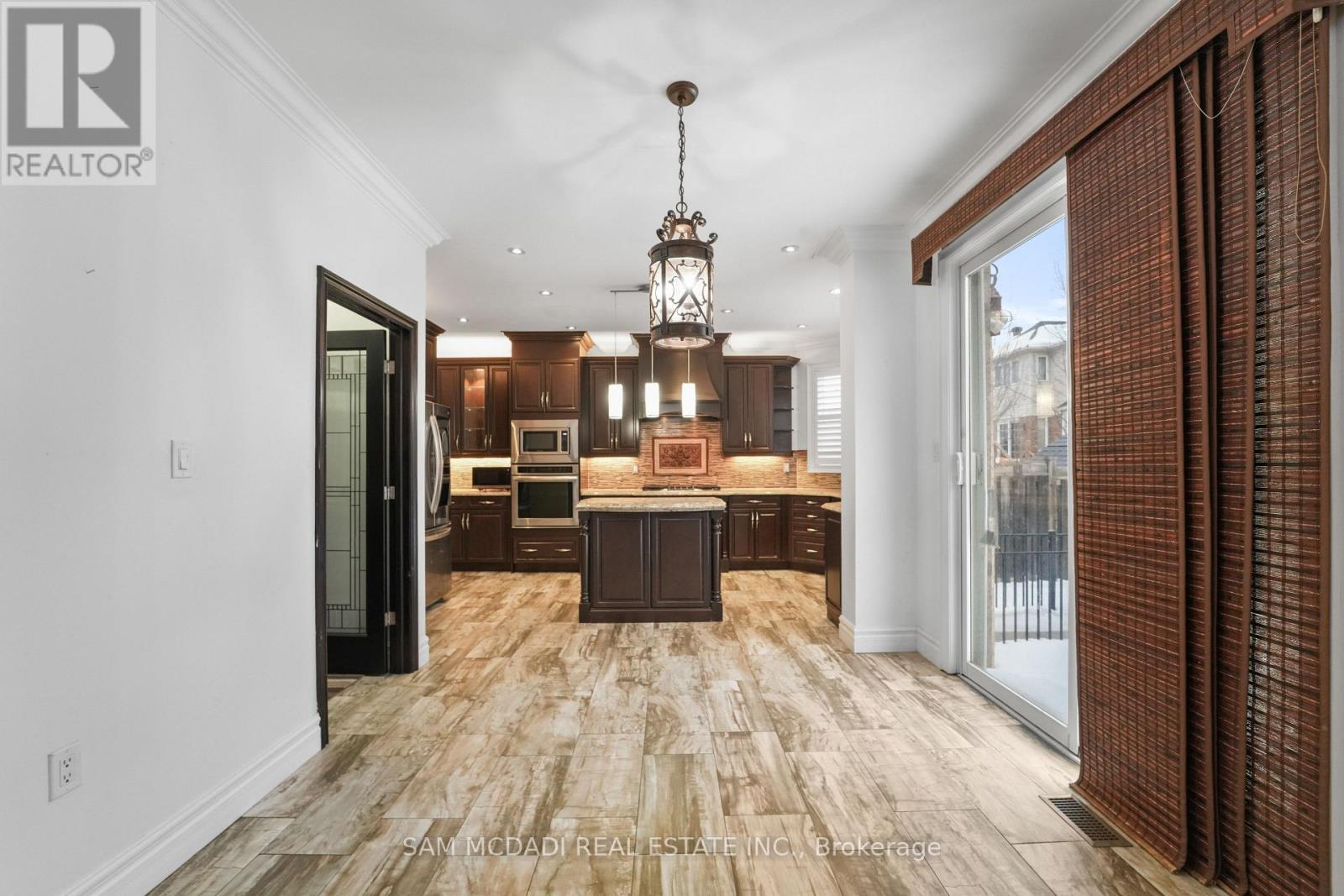 Upper - 424 Tonelli Lane, Milton, Ontario  L9T 0N4 - Photo 12 - W12788814