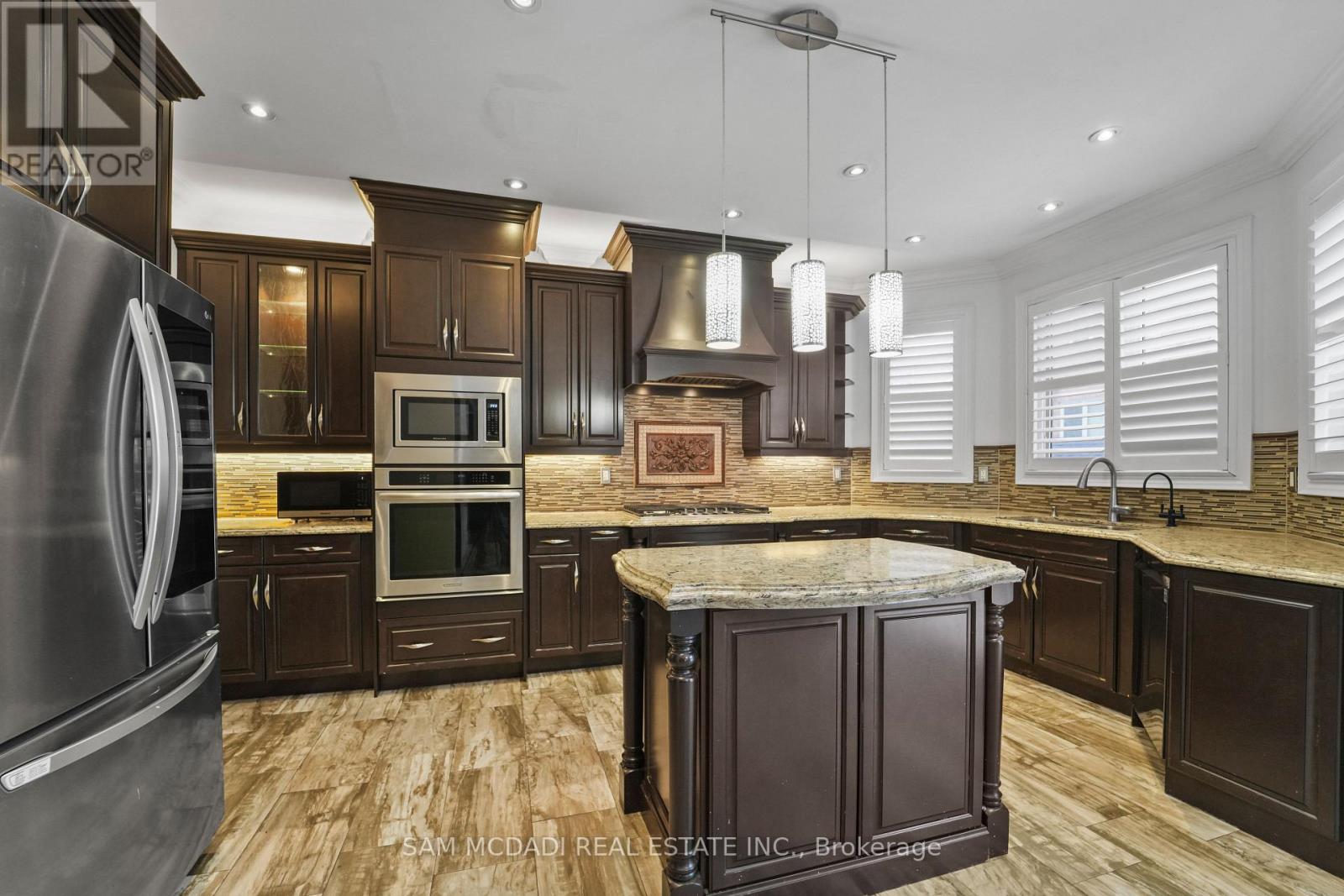 Upper - 424 Tonelli Lane, Milton, Ontario  L9T 0N4 - Photo 13 - W12788814