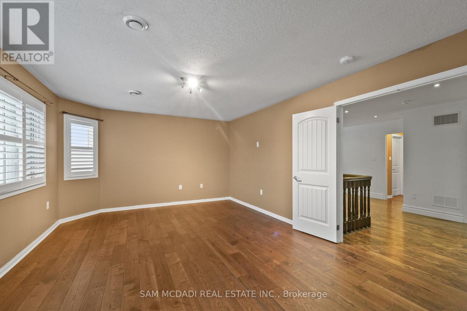 Upper - 424 Tonelli Lane, Milton, Ontario  L9T 0N4 - Photo 19 - W12788814