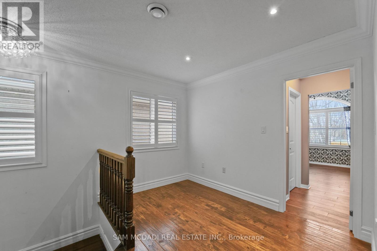 Upper - 424 Tonelli Lane, Milton, Ontario  L9T 0N4 - Photo 26 - W12788814