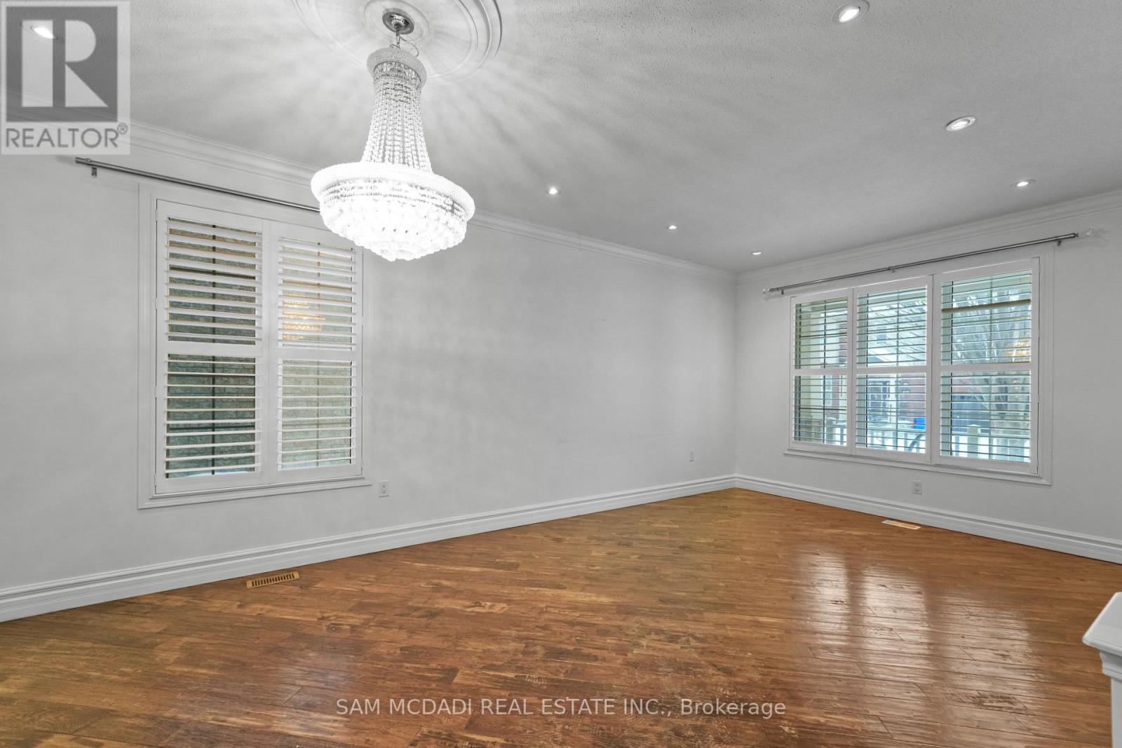 Upper - 424 Tonelli Lane, Milton, Ontario  L9T 0N4 - Photo 5 - W12788814