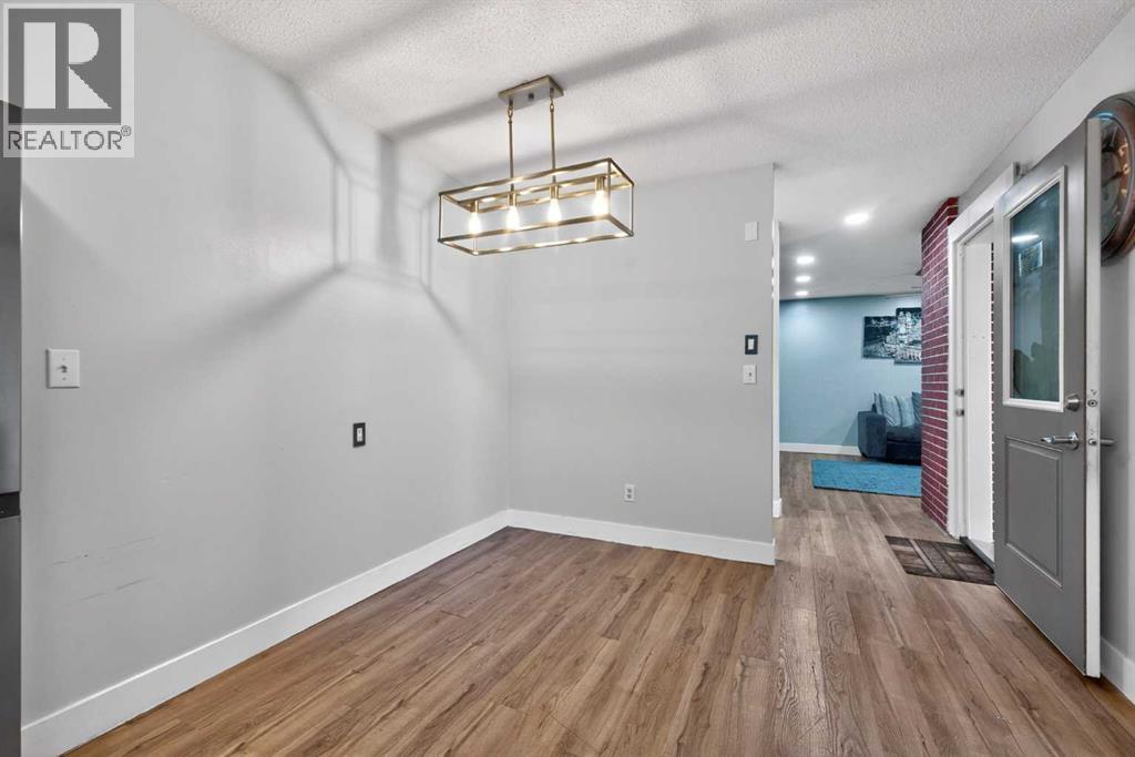 6003 Pinepoint Drive Ne, Calgary, Alberta  T1Y 2G2 - Photo 10 - A2286234