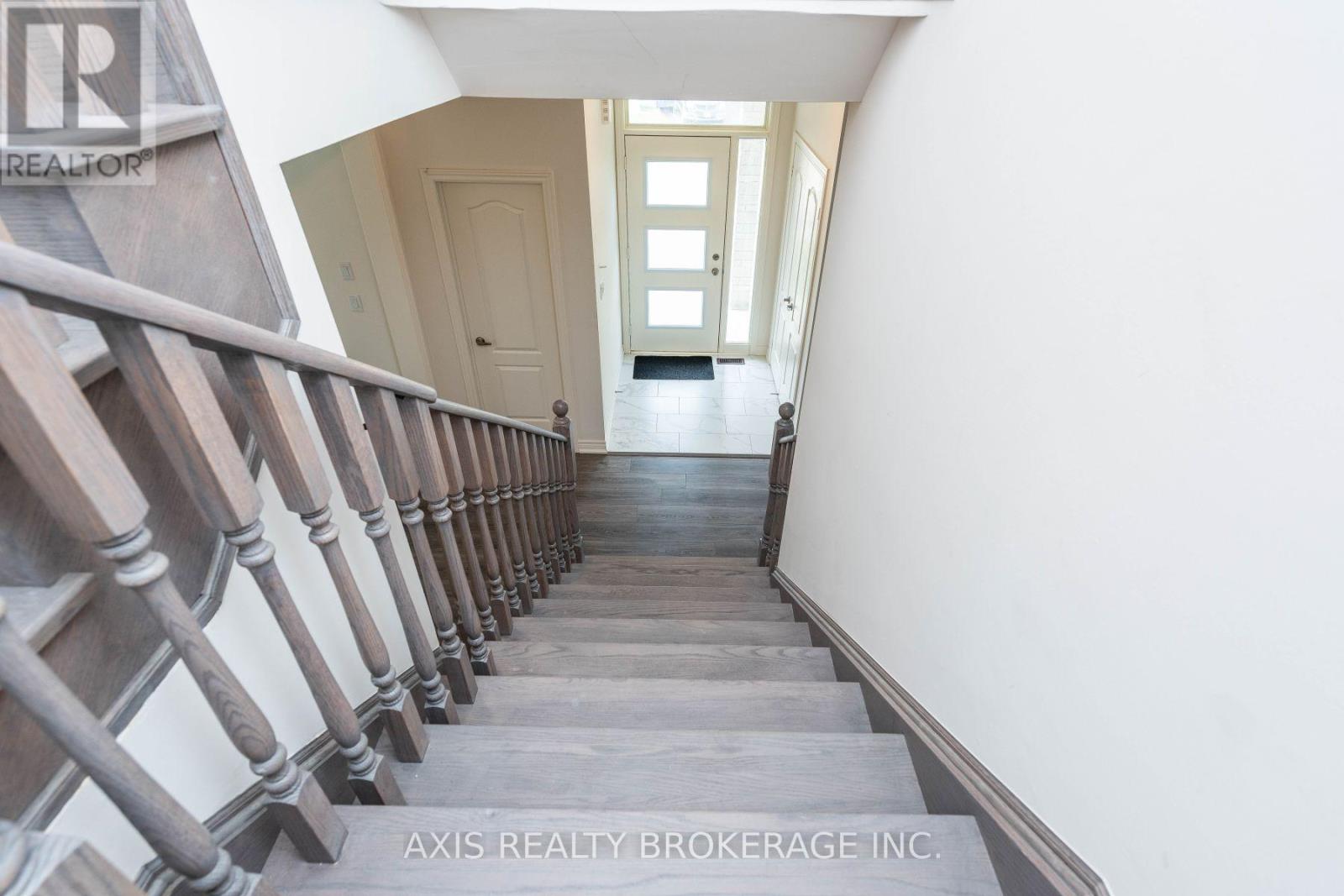 43 Silver Meadow Gardens, Hamilton, Ontario  L8B 1Z4 - Photo 15 - X12788820