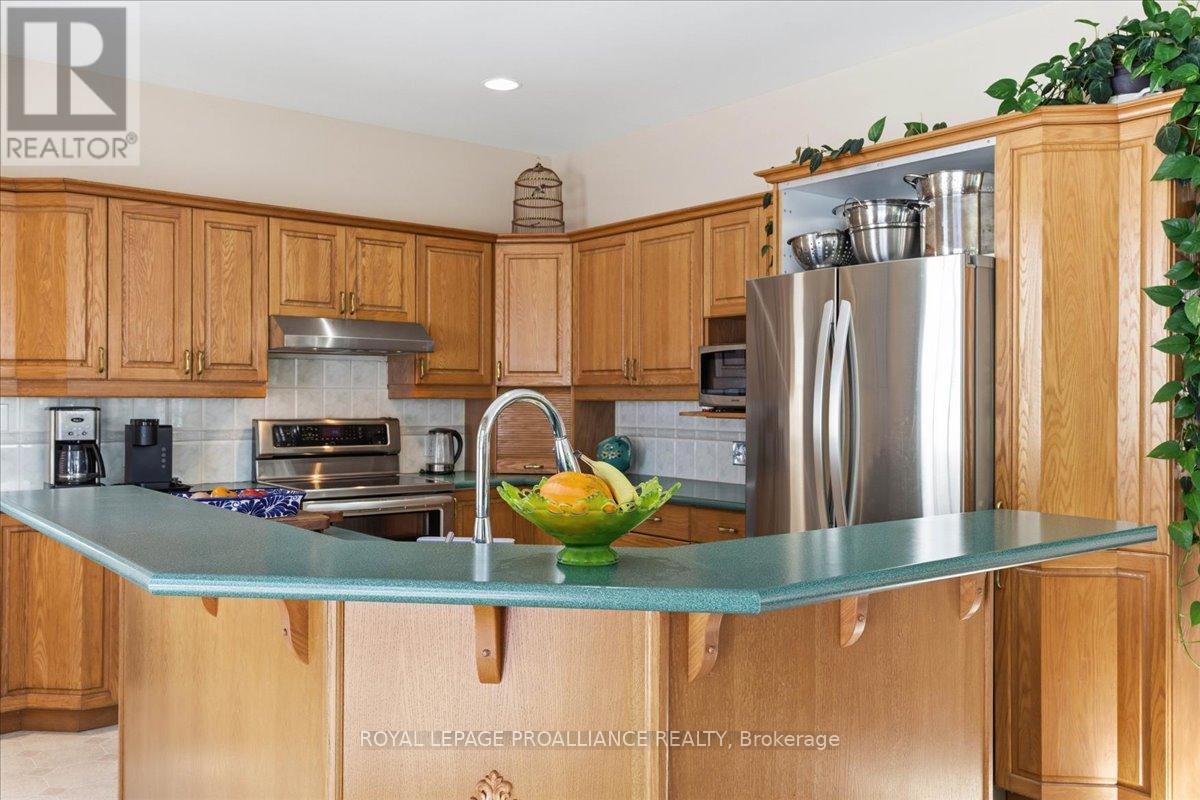 96 Cavan Street, Port Hope, Ontario  L1A 3B7 - Photo 9 - X12772786