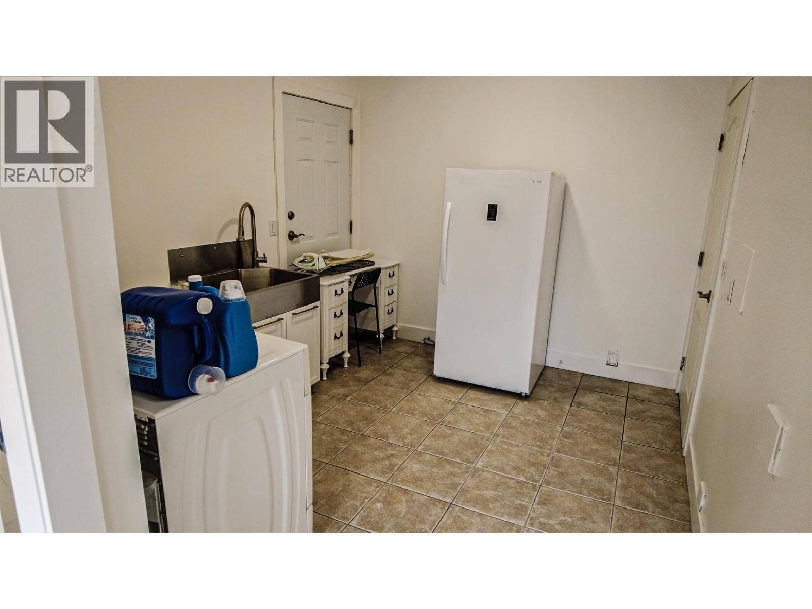 670 Cameron Avenue, Grand Forks, British Columbia  V0H 1H4 - Photo 23 - 10375805