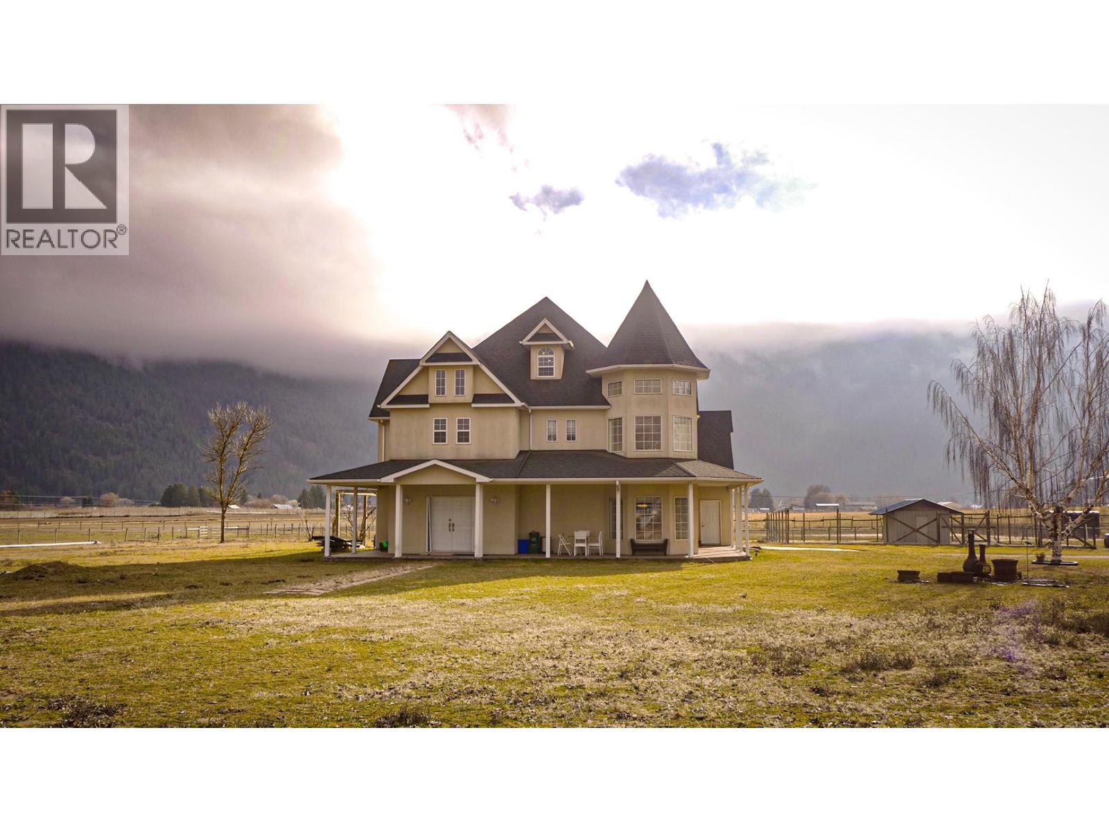 670 Cameron Avenue, Grand Forks, British Columbia  V0H 1H4 - Photo 64 - 10375805