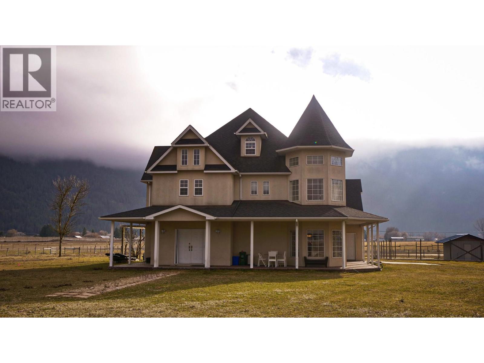 670 Cameron Avenue, Grand Forks, British Columbia  V0H 1H4 - Photo 65 - 10375805