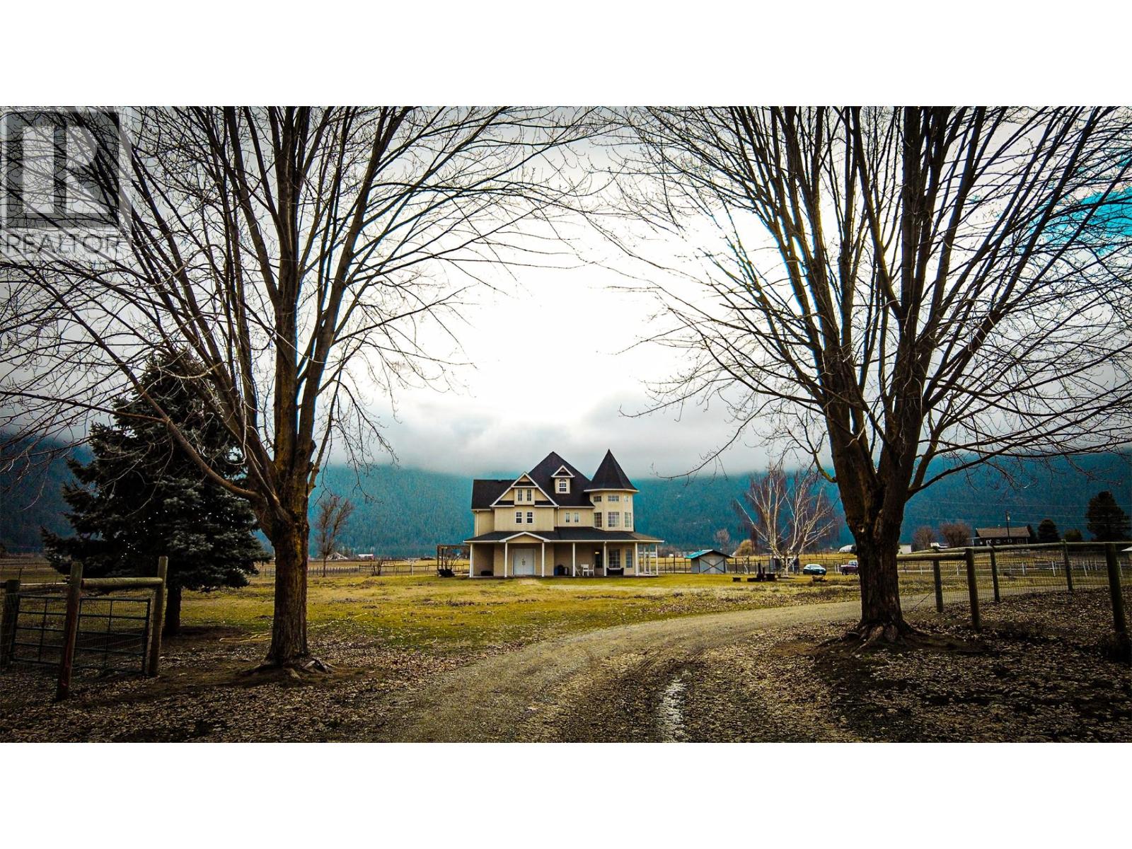 670 Cameron Avenue, Grand Forks, British Columbia  V0H 1H4 - Photo 86 - 10375805