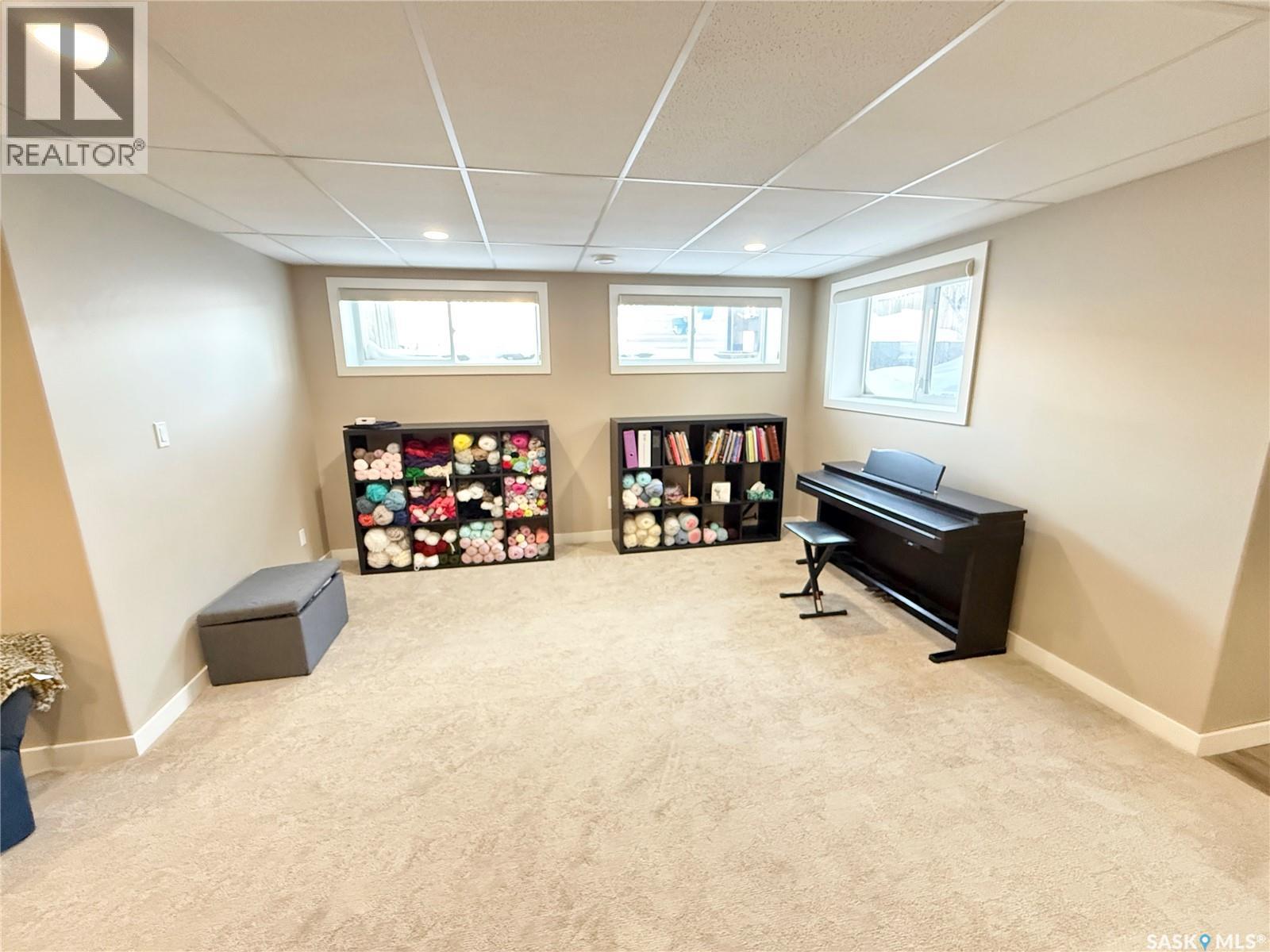 785 Washington Drive, Weyburn, Saskatchewan  S4H 3C7 - Photo 30 - SK028091