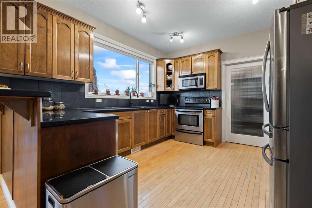 112 Hillcrest Cape, Strathmore, Alberta  T1P 0A4 - Photo 11 - A2285914