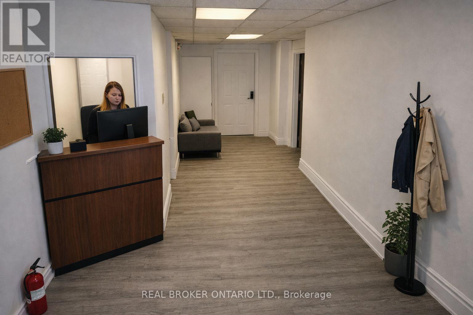 100 - 231 Bay Street N, Hamilton (Central), Ontario  L8R 2R1 - Photo 18 - X12781930