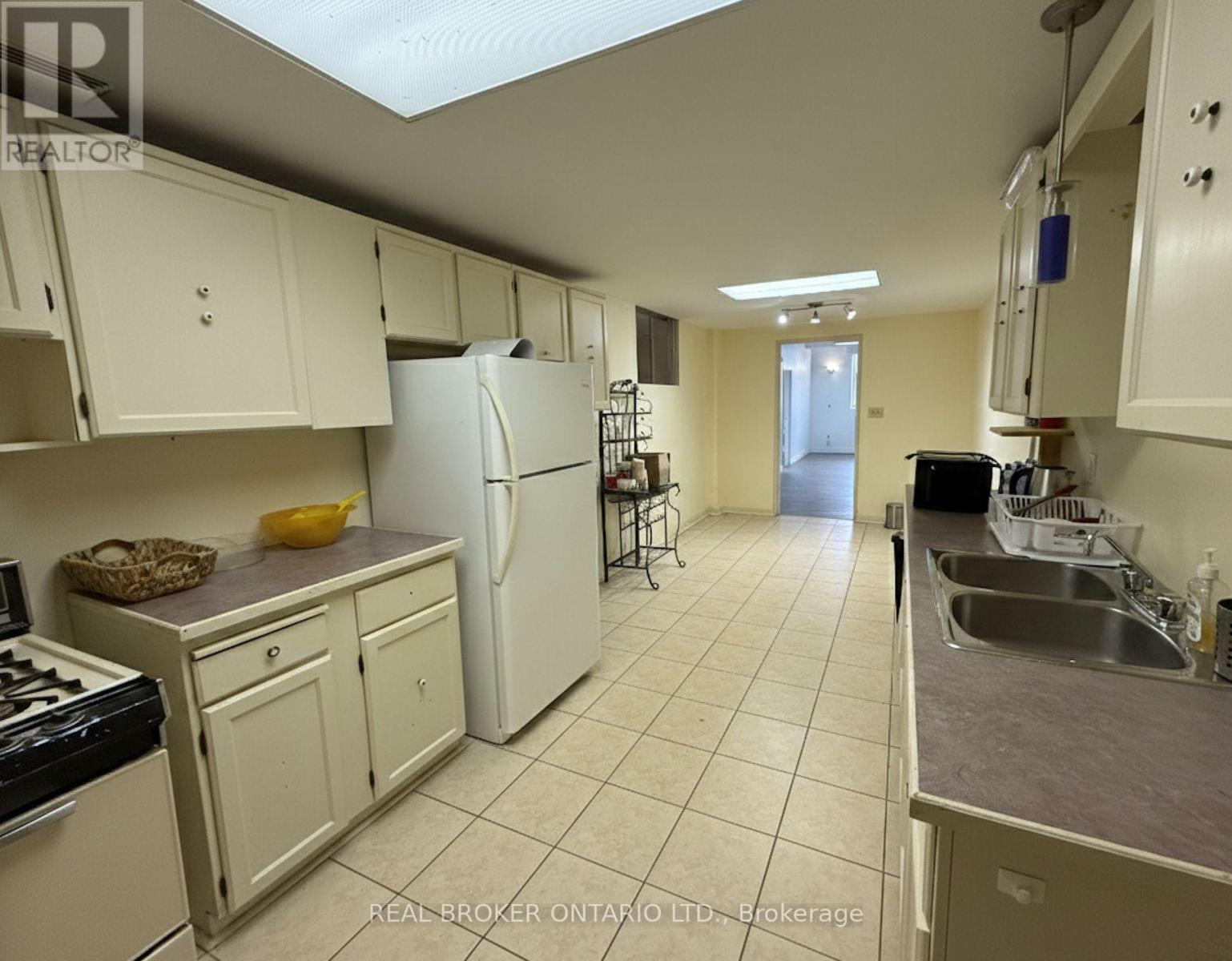 100 - 231 Bay Street N, Hamilton (Central), Ontario  L8R 2R1 - Photo 14 - X12781930