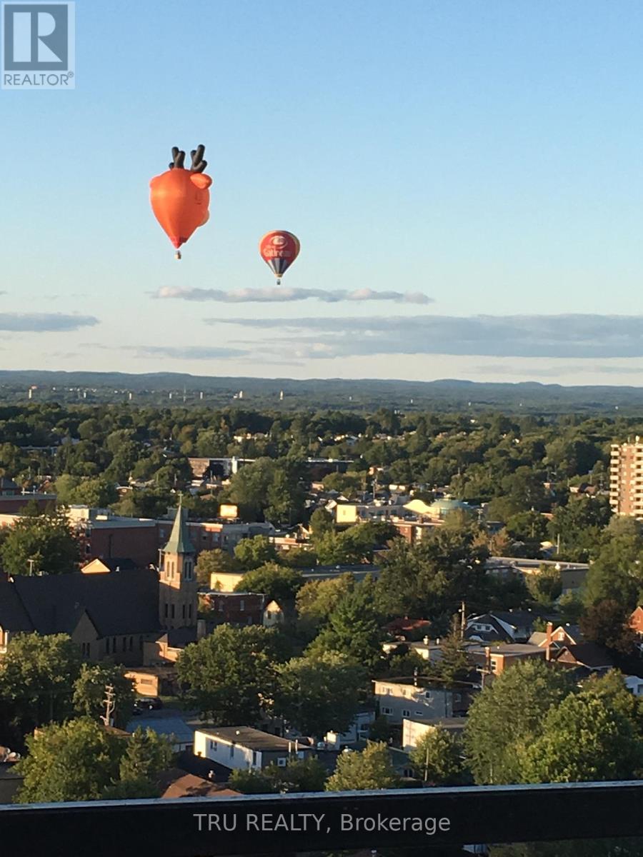 Ph4 - 158a Mcarthur Avenue, Ottawa, Ontario  K1L 7E7 - Photo 27 - X12788862