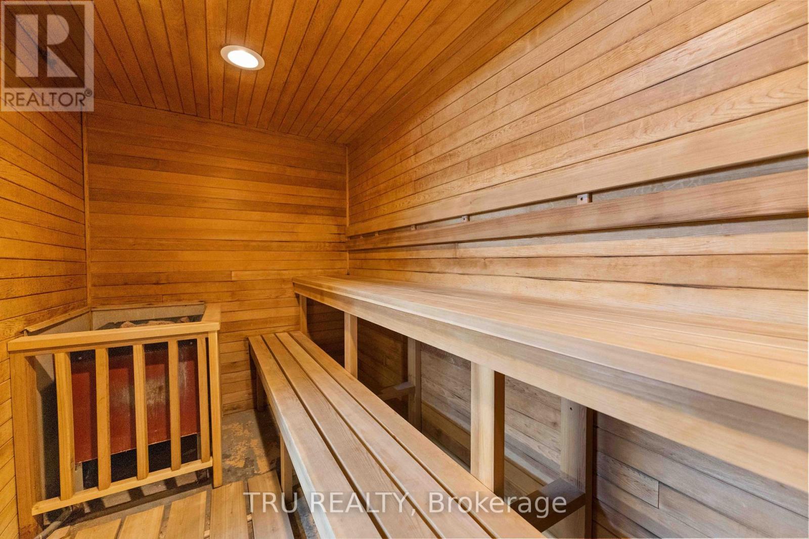 Ph4 - 158a Mcarthur Avenue, Ottawa, Ontario  K1L 7E7 - Photo 41 - X12788862