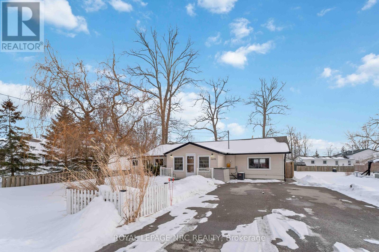 3093 HYMAN AVENUE, Fort Erie, Ontario