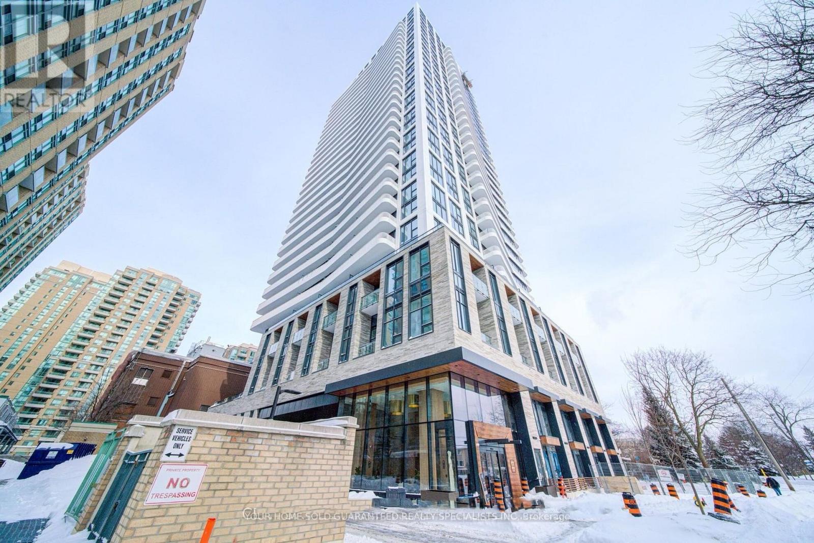36 OLIVE AVENUE, Toronto, Ontario
