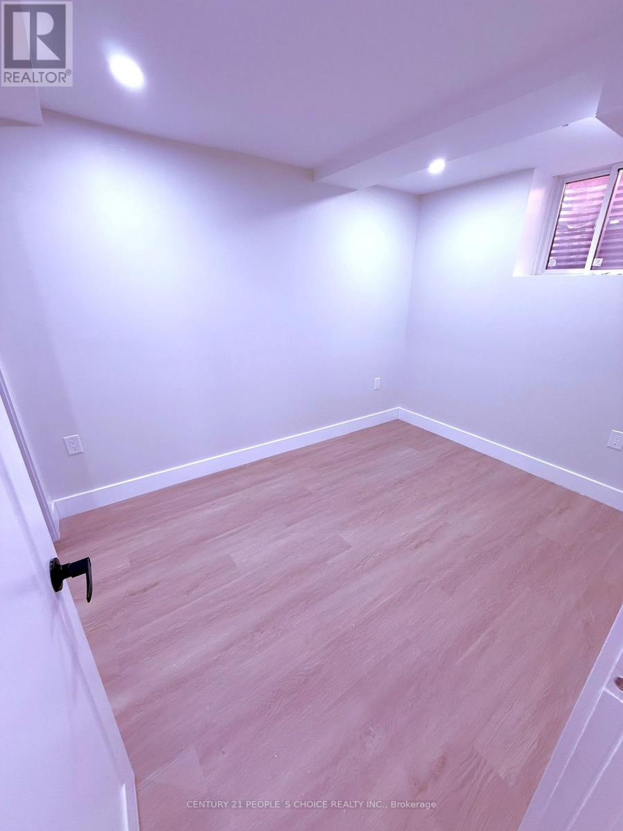 Bsmt - 851 Audley Road S, Ajax, Ontario  L1Z 1M5 - Photo 8 - E12788904