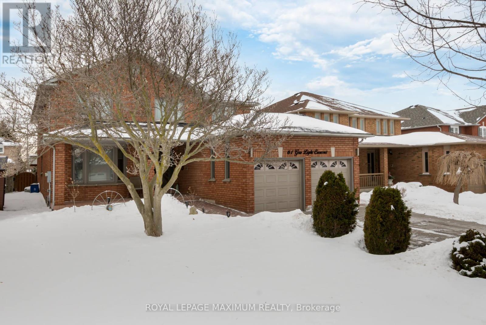 61 Gas Light Crescent, Vaughan, Ontario  L4L 8E8 - Photo 2 - N12788886