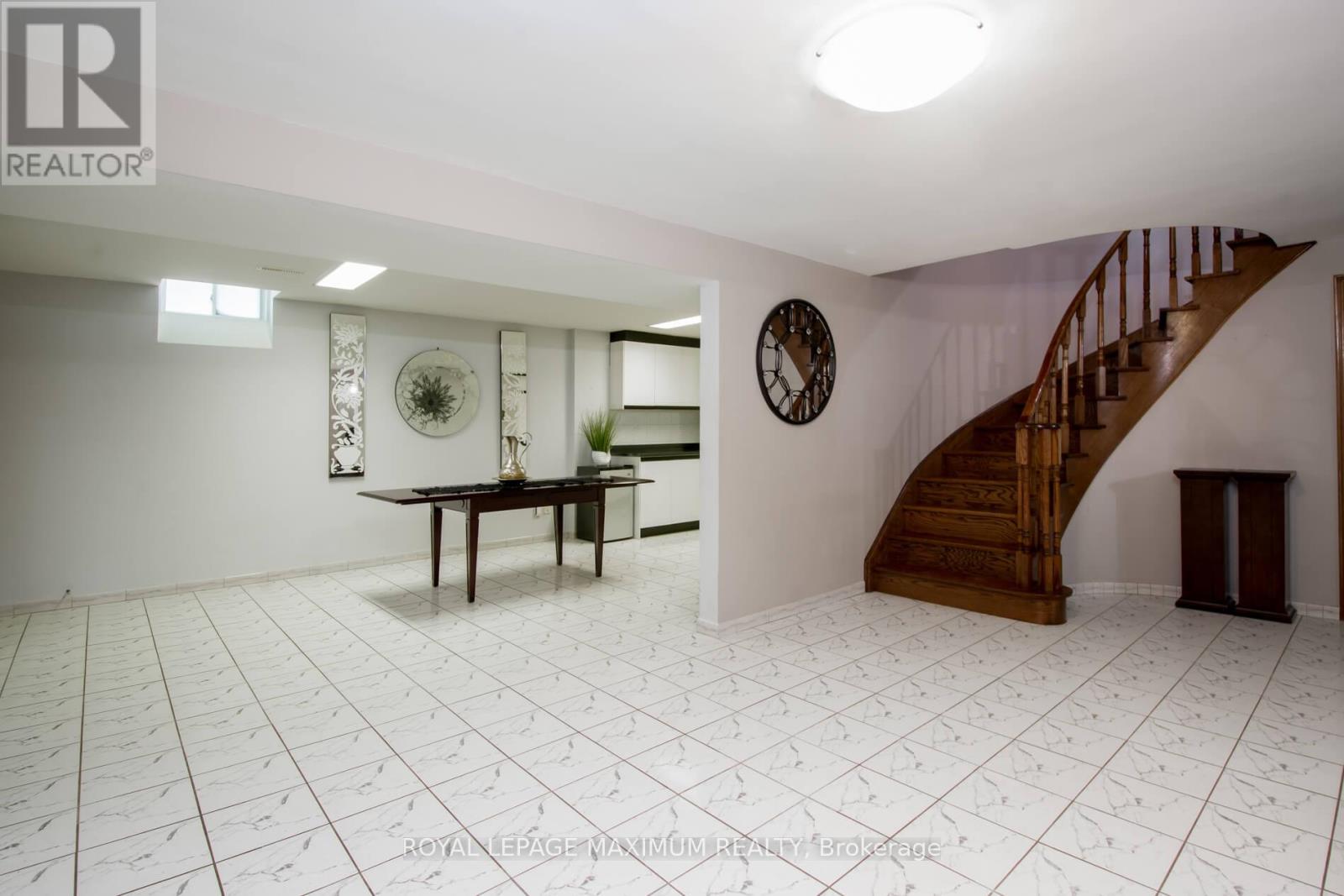 61 Gas Light Crescent, Vaughan, Ontario  L4L 8E8 - Photo 32 - N12788886