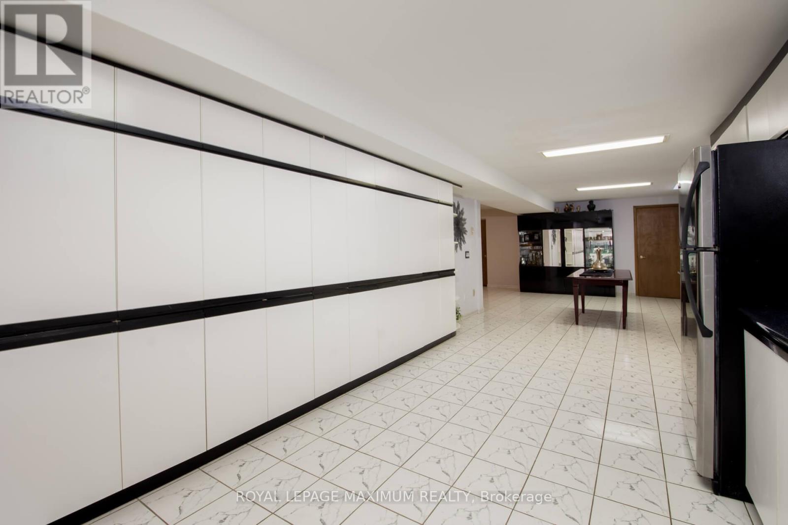 61 Gas Light Crescent, Vaughan, Ontario  L4L 8E8 - Photo 39 - N12788886