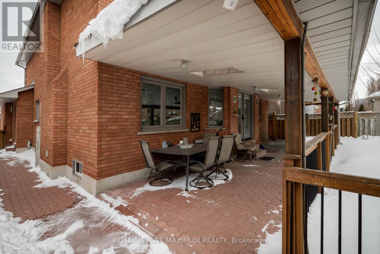 61 Gas Light Crescent, Vaughan, Ontario  L4L 8E8 - Photo 44 - N12788886