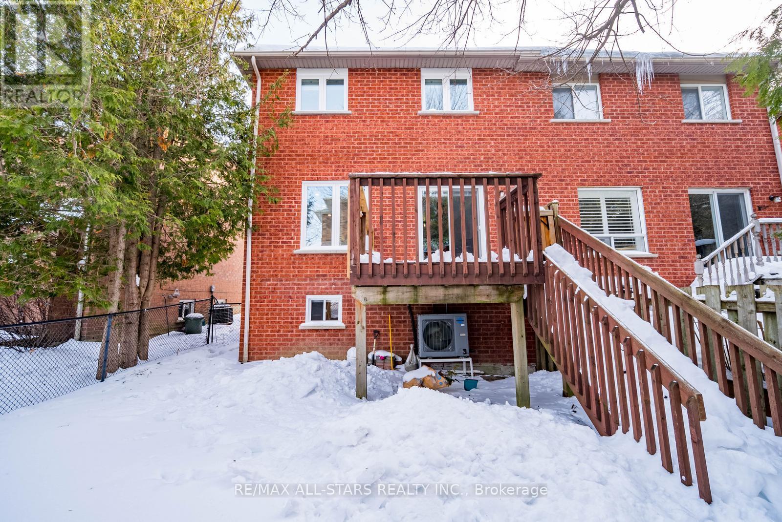 84 Willoway, Whitchurch-Stouffville, Ontario  L4A 1K6 - Photo 34 - N12788902