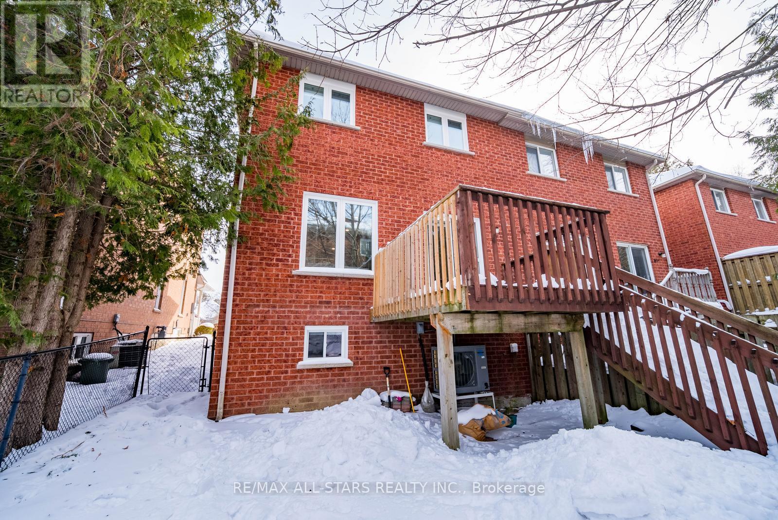 84 Willoway, Whitchurch-Stouffville, Ontario  L4A 1K6 - Photo 35 - N12788902