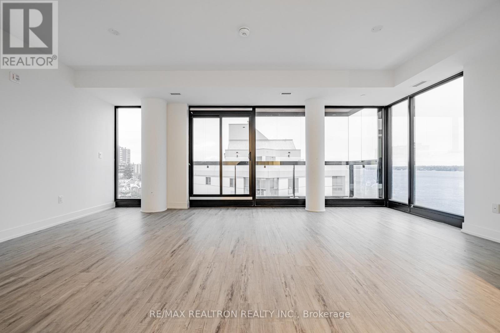 814 - 185 Dunlop Street E, Barrie, Ontario  L4M 1A6 - Photo 4 - S12788854