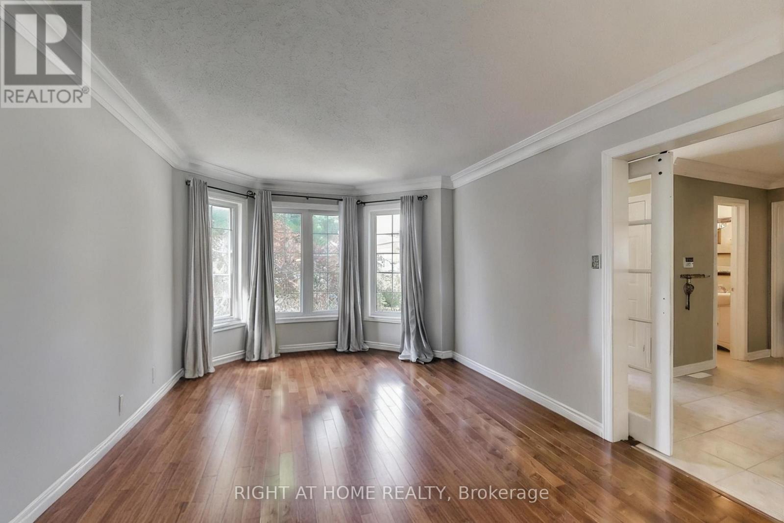 55 Knupp Road, Barrie, Ontario  L4N 0R7 - Photo 2 - S12788892