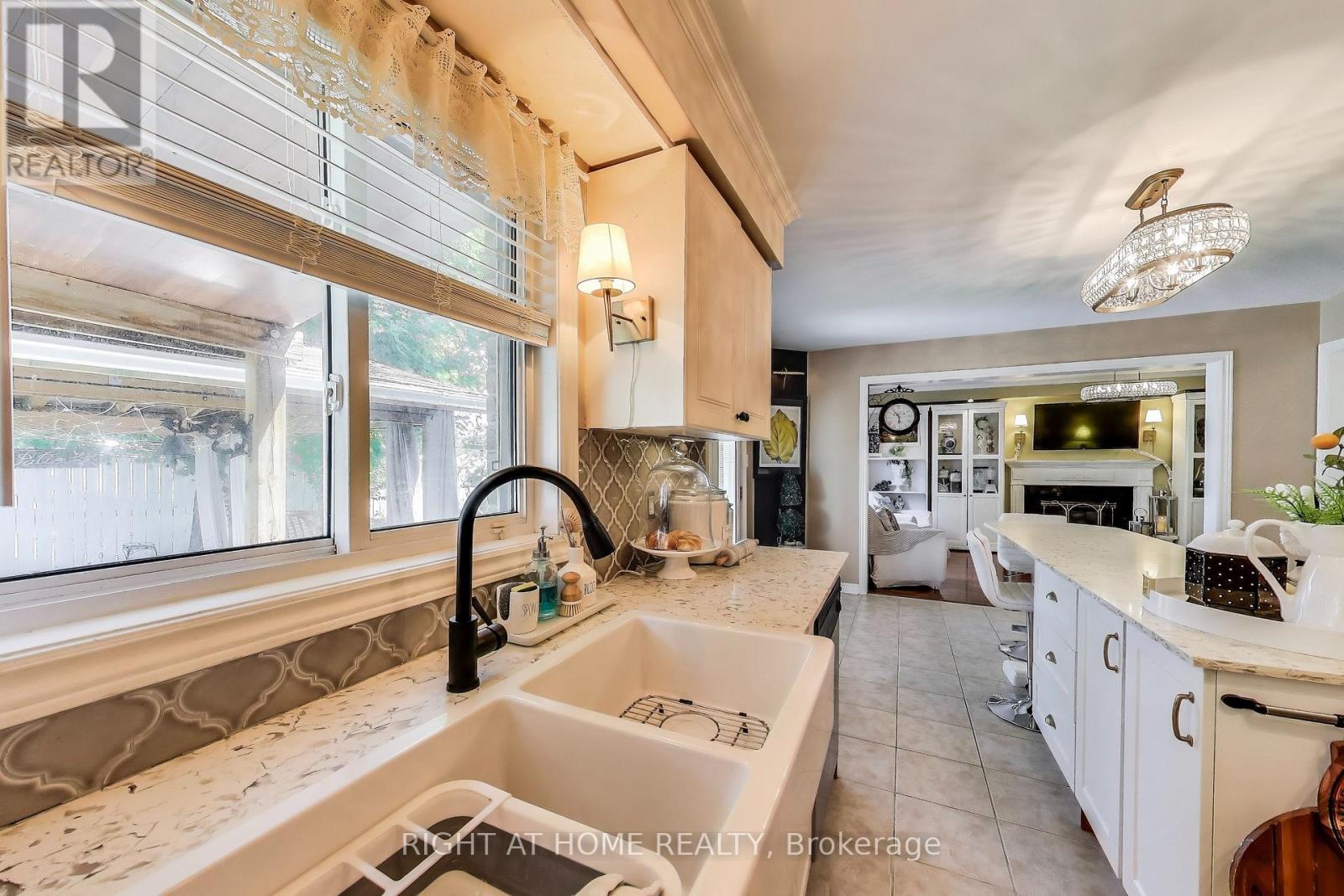 55 Knupp Road, Barrie, Ontario  L4N 0R7 - Photo 6 - S12788892