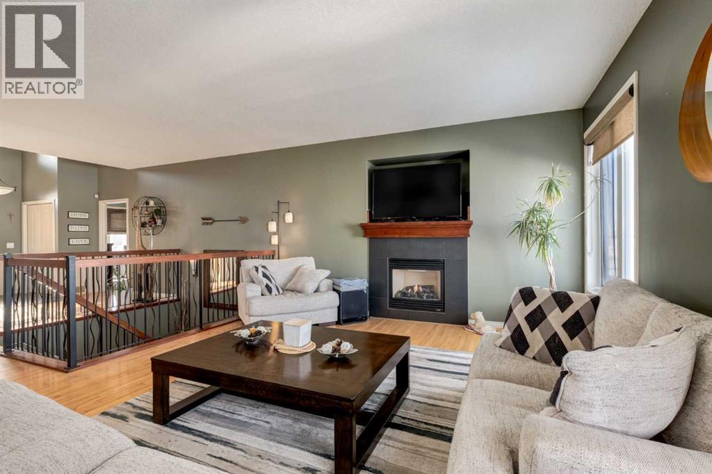 569 Boulder Creek Circle Se, Langdon, Alberta  T0J 1X3 - Photo 4 - A2279303