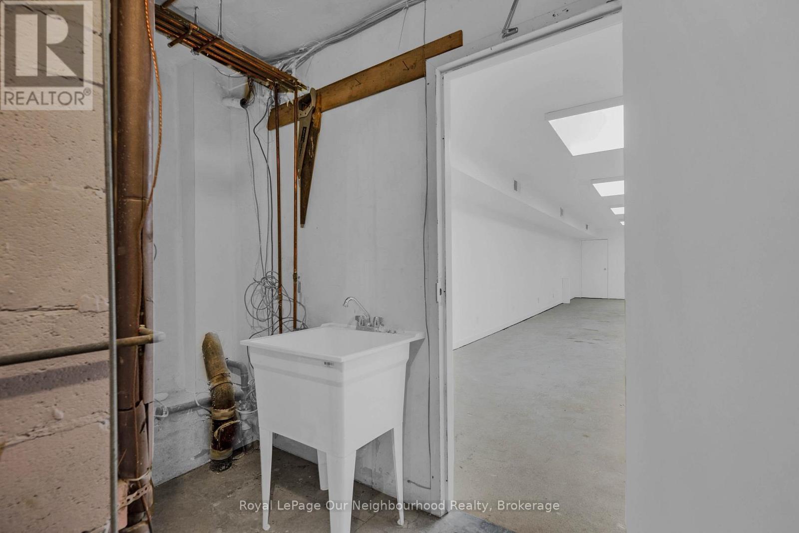 Lower Level - 1224 King Street W, Toronto, Ontario  M6K 1G4 - Photo 19 - W12788852