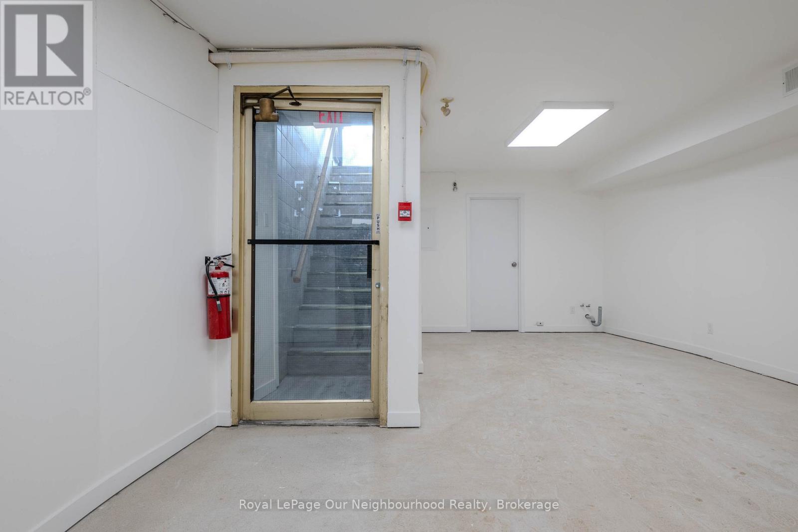 Lower Level - 1224 King Street W, Toronto, Ontario  M6K 1G4 - Photo 4 - W12788852